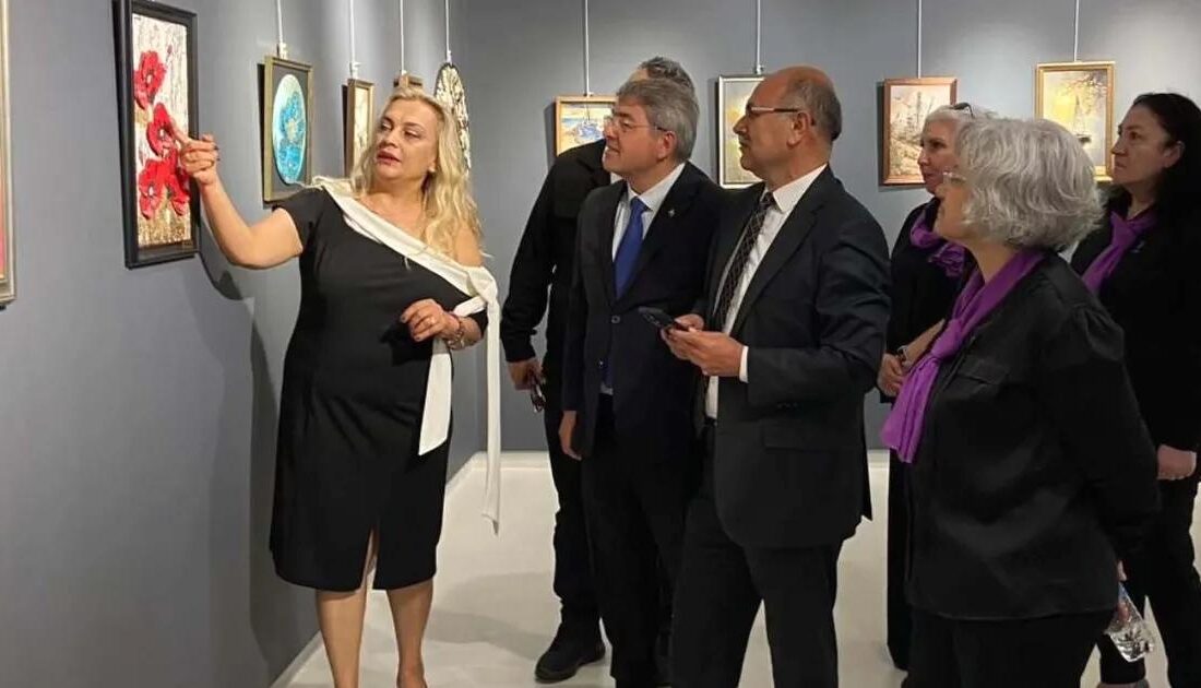 Mudanya'da Sermegle Taş Tablo Sergisi, sanatseverleri eşsiz eserlerle buluşturuyor. Detaylar