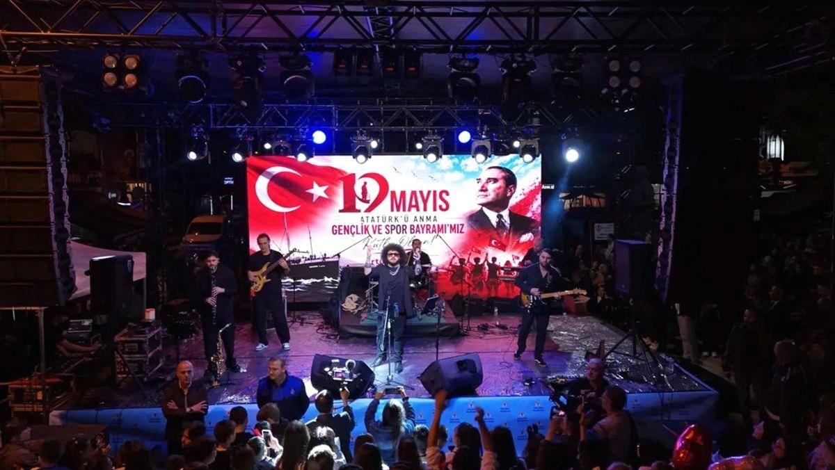 Nallıhan'da 19 Mayıs Atatürk'ü Anma, Gençlik ve Spor Bayramı coşkusu,