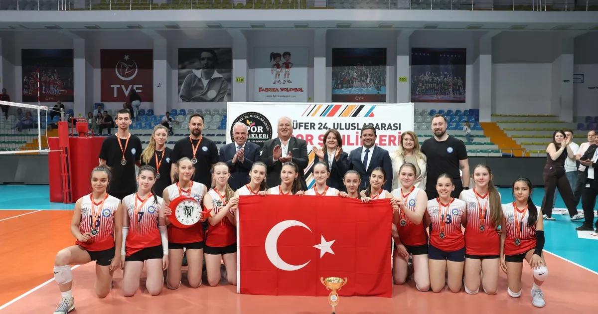 Nilüfer Uluslararası Spor Şenlikleri başarıyla tamamlandı. Etkinlikler, spor dünyasının önemli