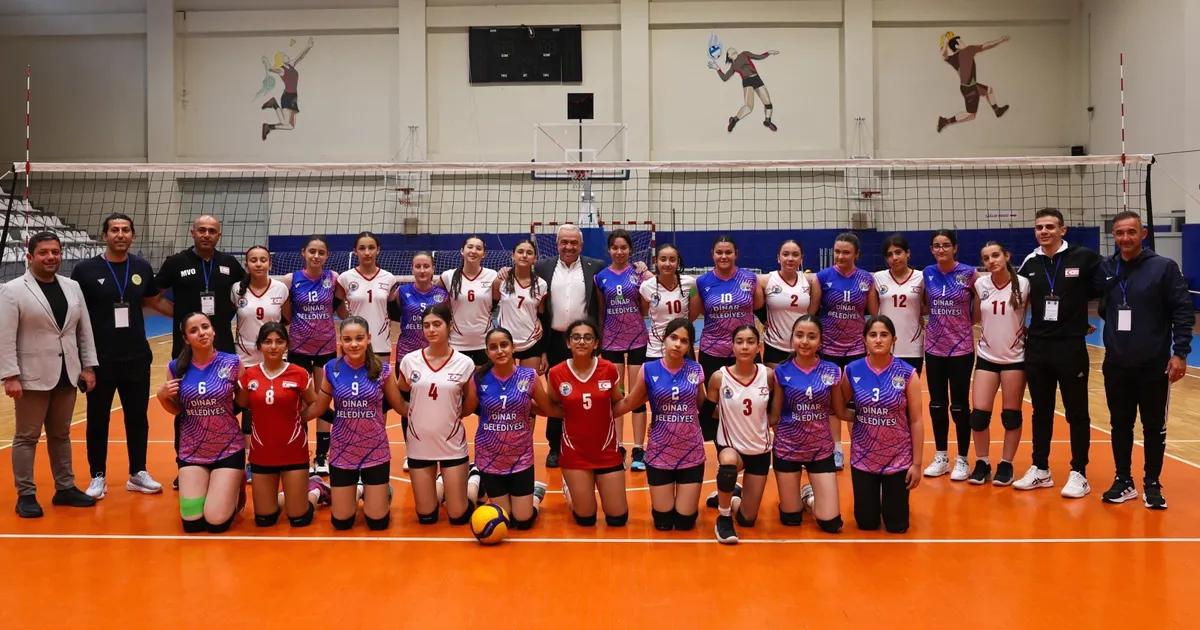 Nilüfer'de düzenlenen Kardeş Kentler Voleybol Turnuvası, bölgesel işbirliği ve sporun