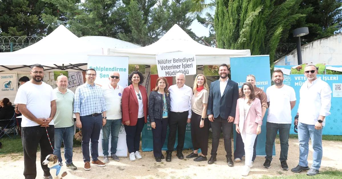 Nilüfer'de gerçekleştirilen Sahiplendirme Şenliği ile hayvan severler bir araya geldi,