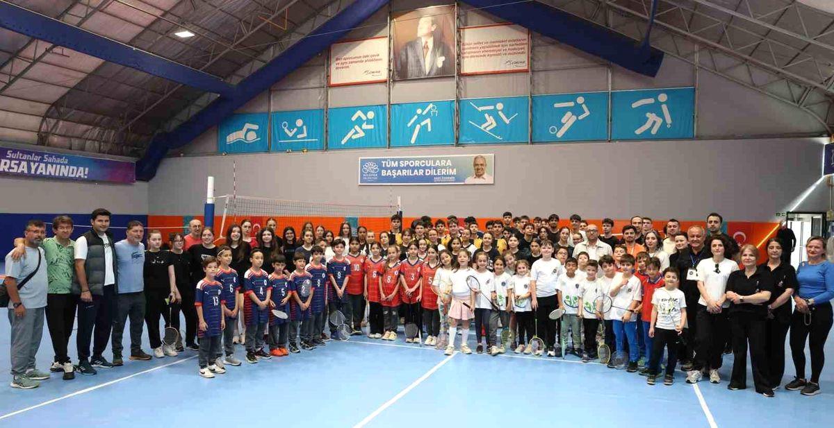 Nilüfer’de düzenlenen spor şenlikleri, katılımcılara unutulmaz anlar yaşatmaya devam ediyor.