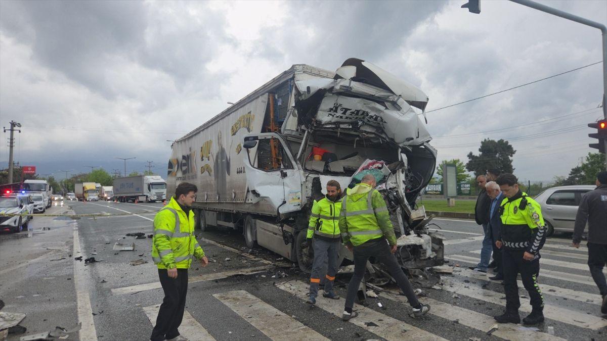 Orhangazi'de yaşanan trafik kazasıyla ilgili detaylar, olayın nedeni ve alınan