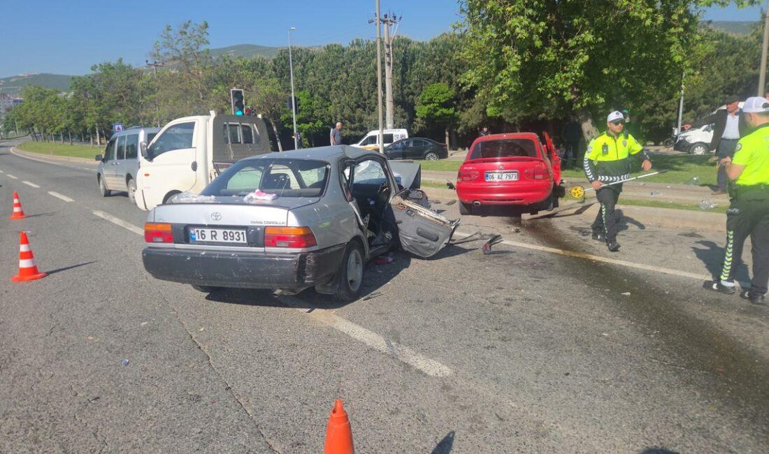 Orhangazi'de meydana gelen trafik kazasında 1 kişi hayatını kaybetti, 4