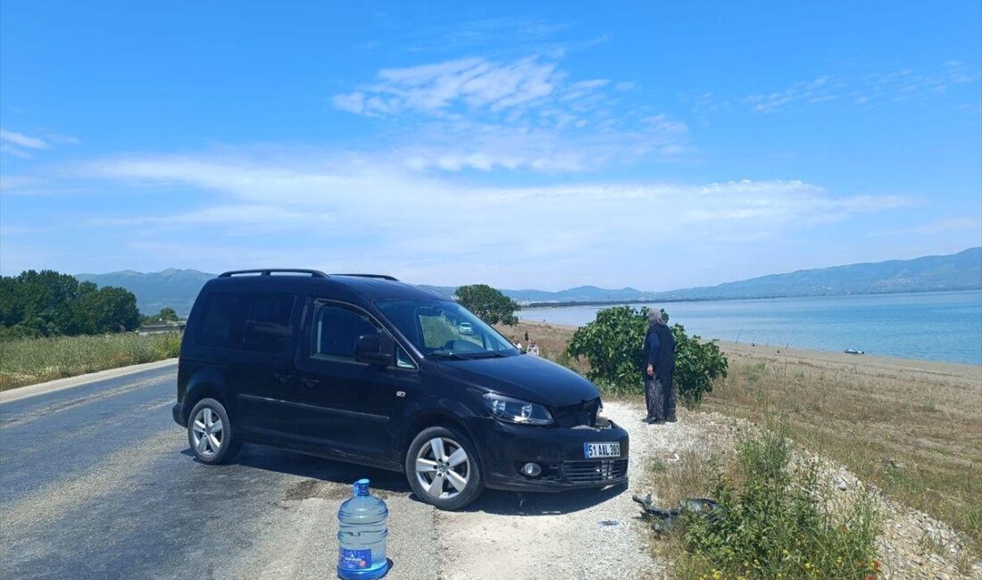 Orhangazi'de meydana gelen trafik kazasında motosiklet sürücüsü yaralandı. Olayla ilgili
