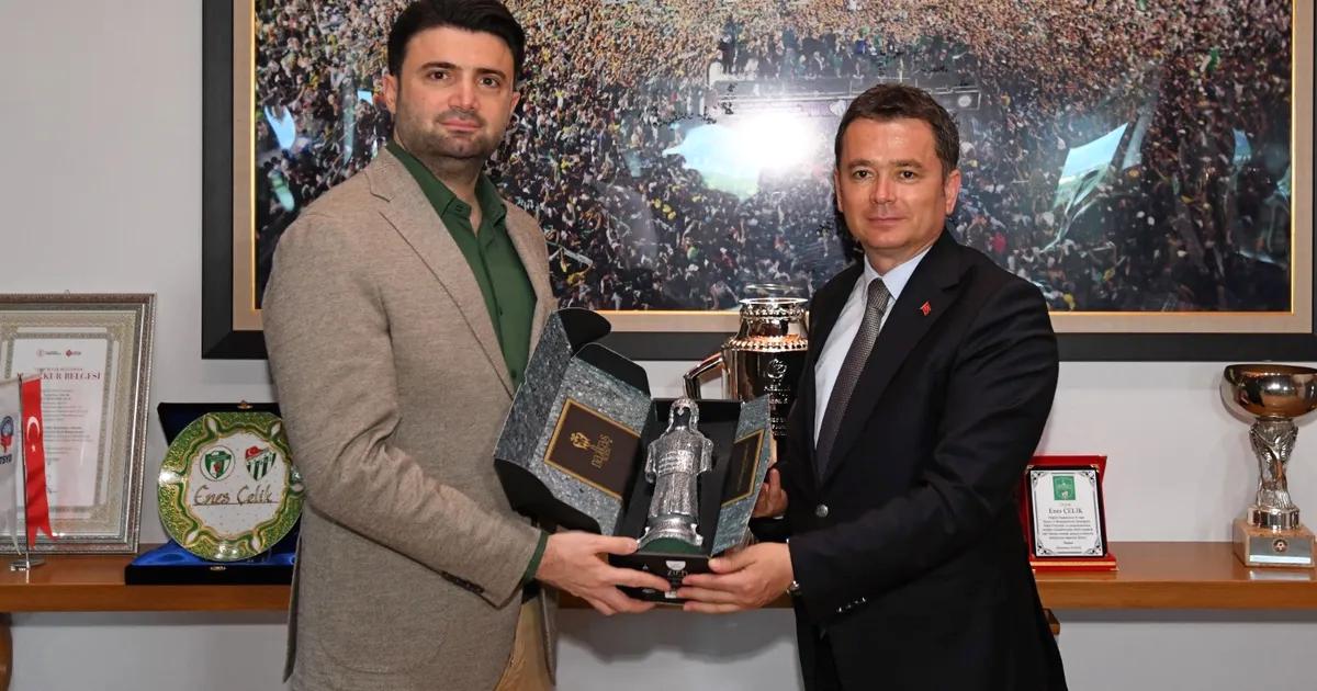 Osmangazi Belediyesi'nin Bursaspor ziyareti hakkında detaylar ve etkinlikler için doğru