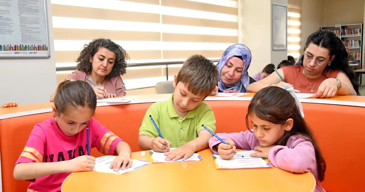 Osmangazi'de Anneler Günü etkinliğiyle anne sevgisini kutlayın. Unutulmaz anlar ve