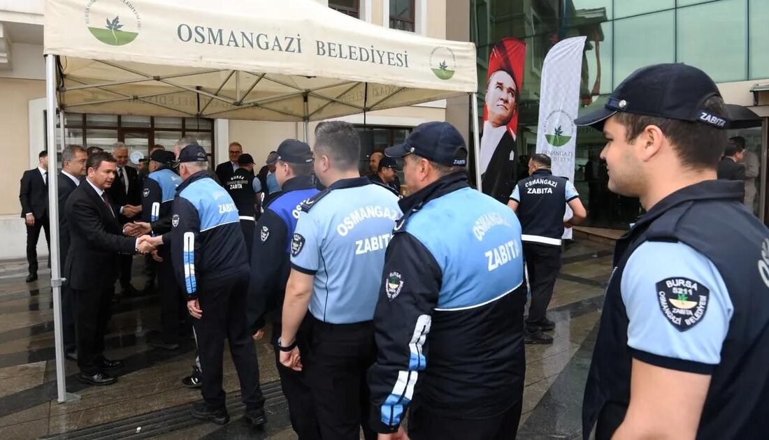 Osmangazi'de gerçekleştirilen bayram kutlamaları, yöresel etkinlikler ve halkın katılımıyla coşkulu