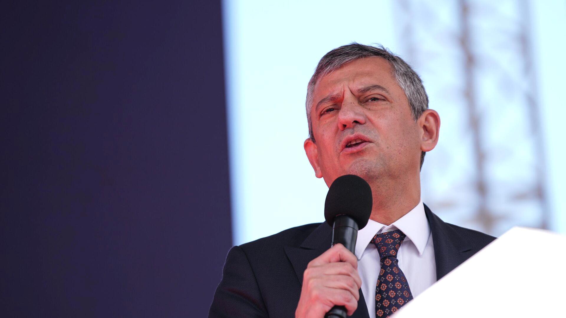 Özgür Özel'den Mutlak Butlan kararına ilk tepki ve detaylar. Güncel