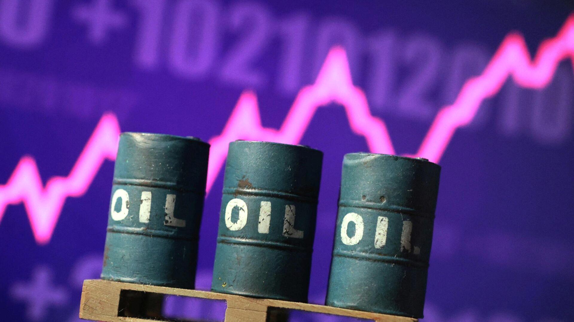 Petrol fiyatları haftaya düşüşle başladı. Güncel gelişmeler ve analizler için
