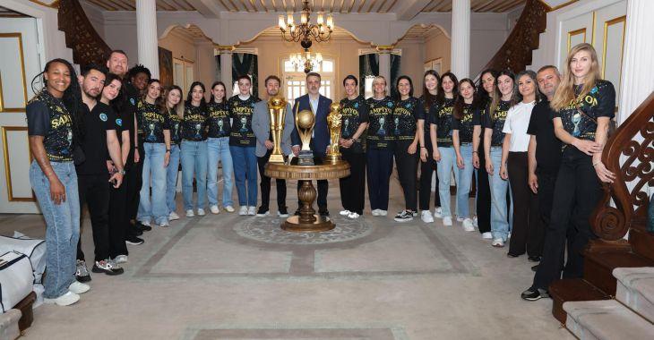 Sezona Süper Kupa zaferiyle başlayan, EHF Avrupa Kupası’nda ise finalin