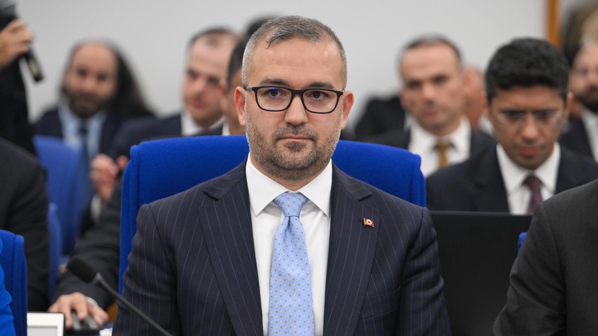 Türkiye Merkez Bankası Başkanı, enflasyon tahminlerini güncelledi. Ekonomik gelişmeler ve