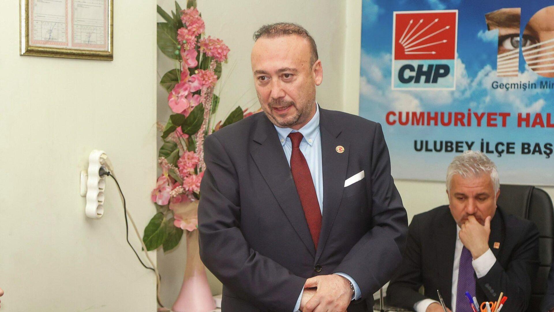 Türkiye'de rüşvet ve yolsuzluk dosyaları gizemli çözümlerle ortaya çıkıyor. Güncel