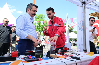 Yıldırım Belediyesi'nden Gençlik ve Teknoloji Festivali