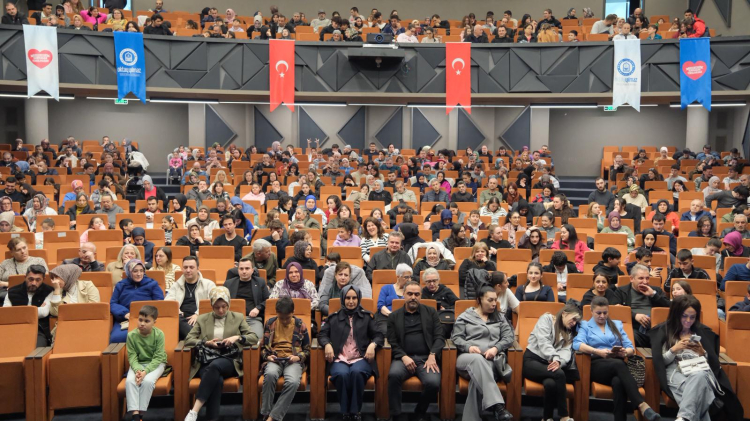 Yıldırım Belediyesi'nden 'Hangisi Gerçek' Tiyatro Oyunu