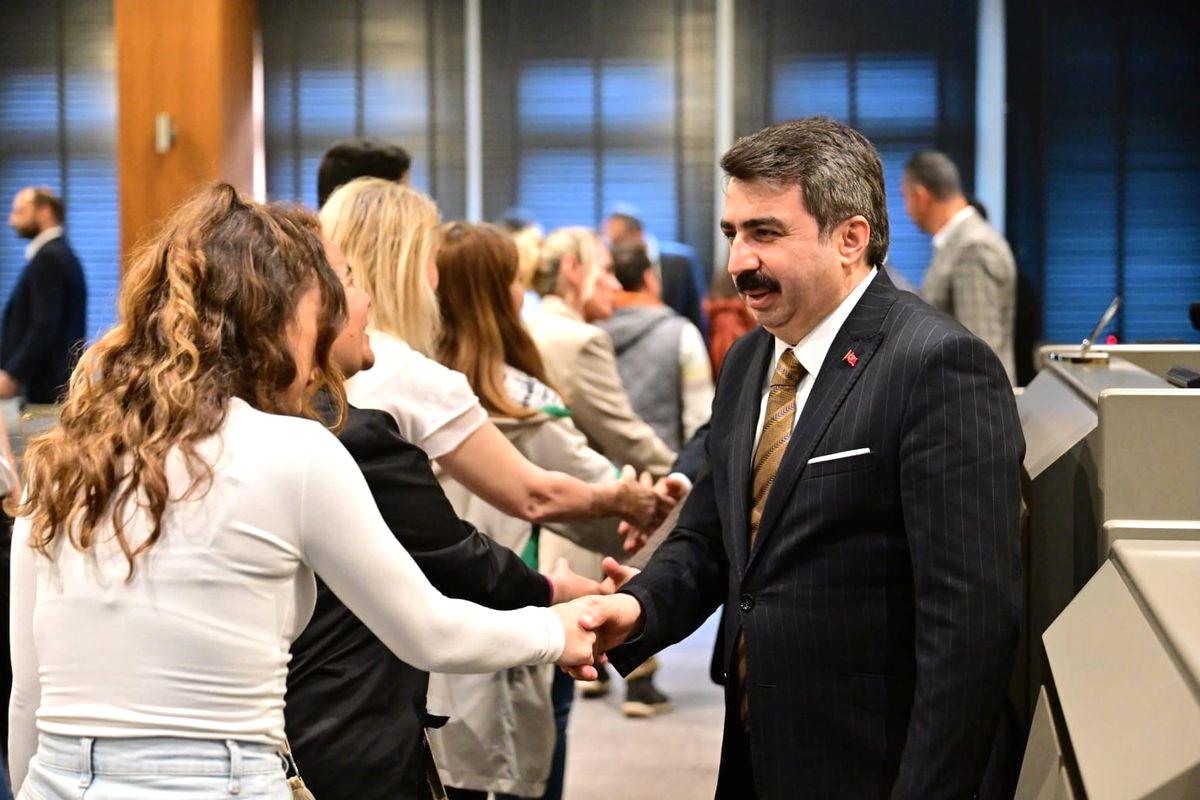 Yıldırım Belediye Başkanı Yılmaz, personelle bayramlaştı ve birlik, beraberlik mesajları
