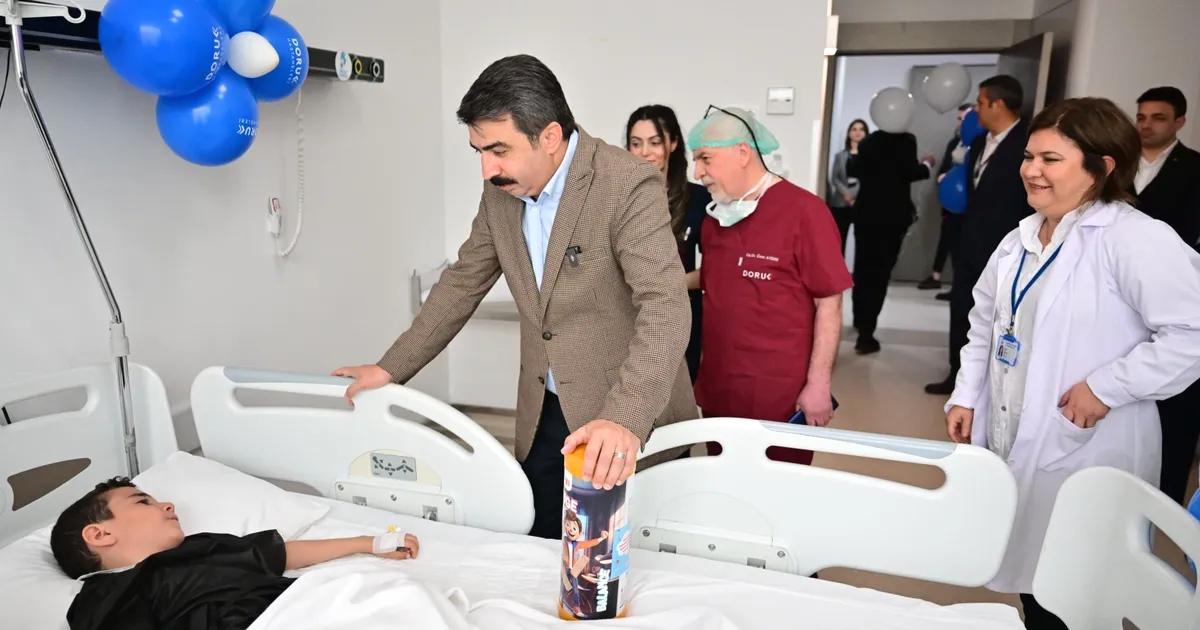 Yıldırım'da geleneksel sünnet şöleni başladı. Toplumu bir araya getiren bu