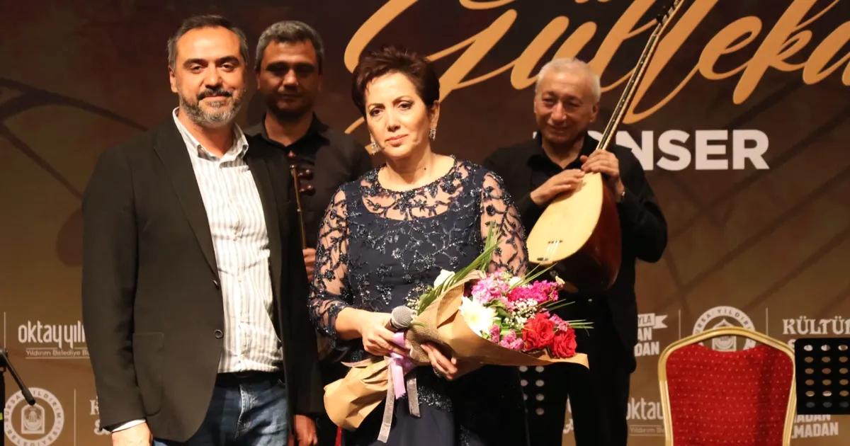 Yıldırım'da düzenlenen Kültür Sanat Gecesi ile yerel sanatçıların performanslarını keşfedin,