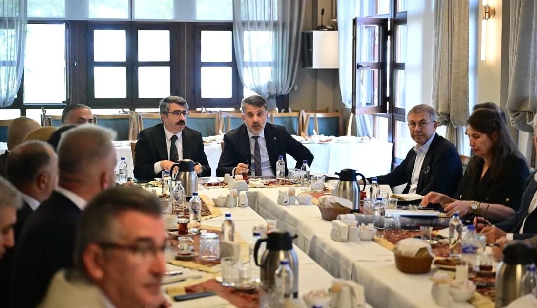 Yıldırım'da ulaşım ve kentsel dönüşüm konularını kapsayan toplantı, yerel gelişim