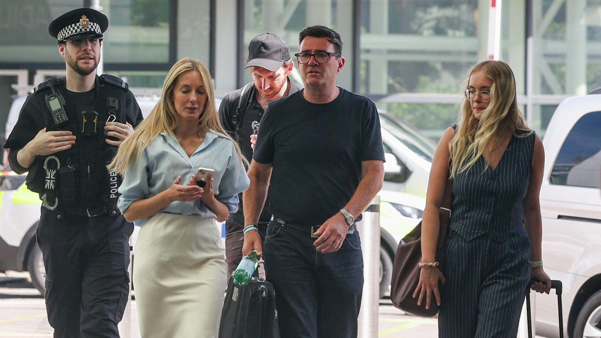 Andy Burnham'ın siyasi kariyerindeki dönüm noktası ve yükselişinin detaylarını keşfedin.
