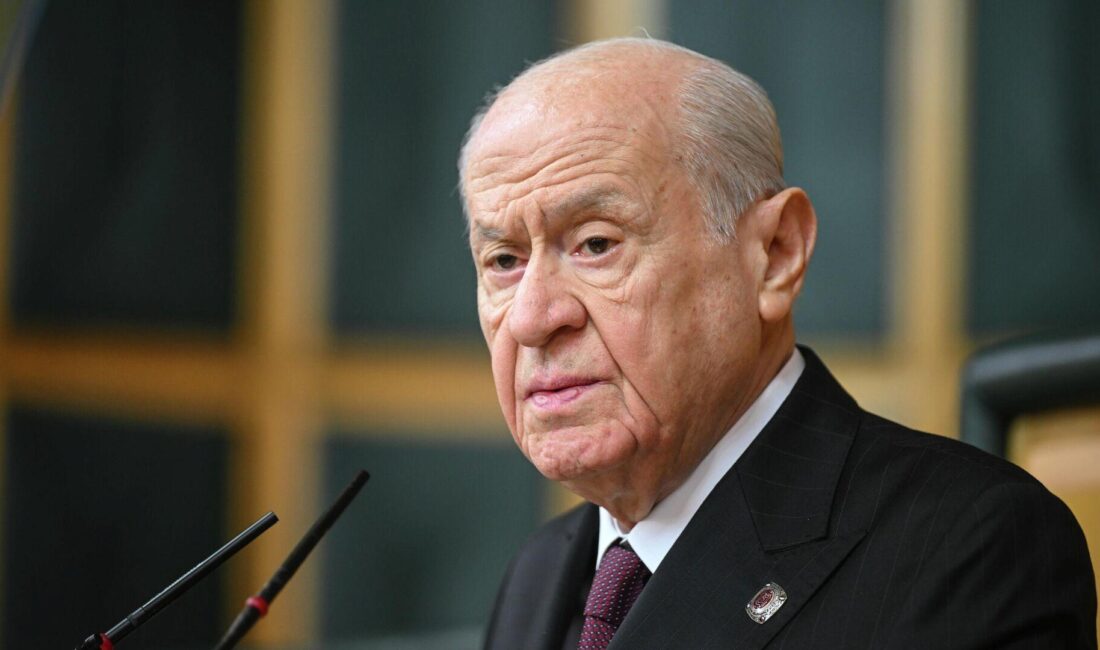 Bahçeli, CHP'deki liderlik çatışmasına sert eleştiri yöneltti. Güncel siyasi gelişmeler