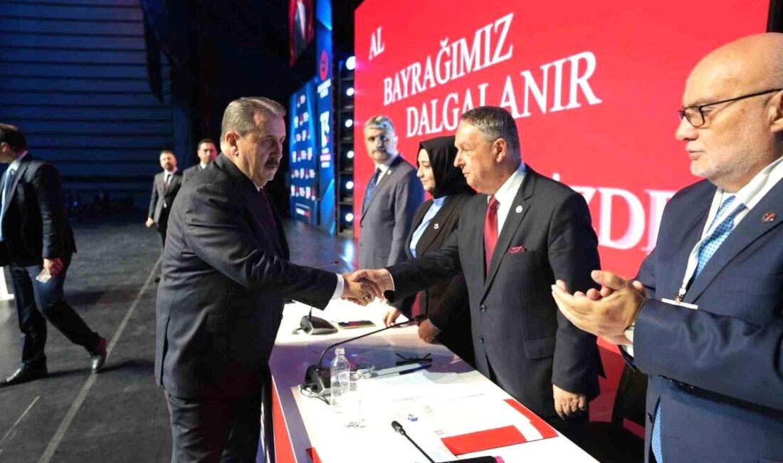 Bursa BBP Kurultayı'nda MKYK'ya 5 yeni isim seçildi. Detaylar ve
