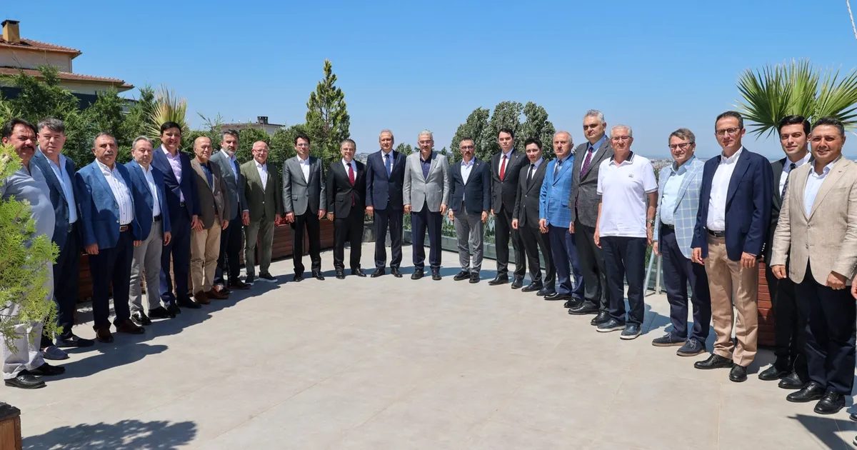 Bursa kaymakamları veda programı düzenleyerek hizmet sürelerini sona erdiren kaymakamlara
