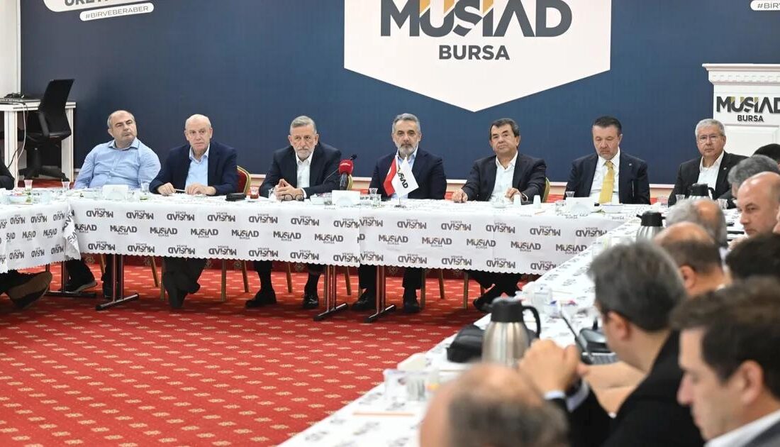 Bursa MÜSİAD toplantısı, yoğun katılım ve ilgiyle gerçekleşti. İş dünyasının