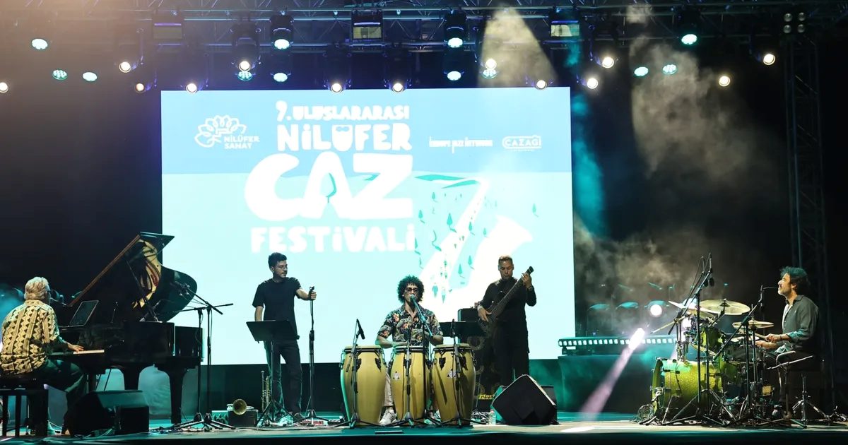 Bursa Nilüfer’de düzenlenen Uluslararası Caz Festivali, çeşitli sanatçılar ve müzikseverleri