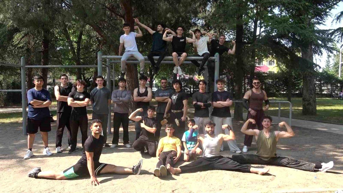 Bursa'da Calisthenics sporunun yükselişi hakkında detaylı bilgiler, gelişim süreçleri ve