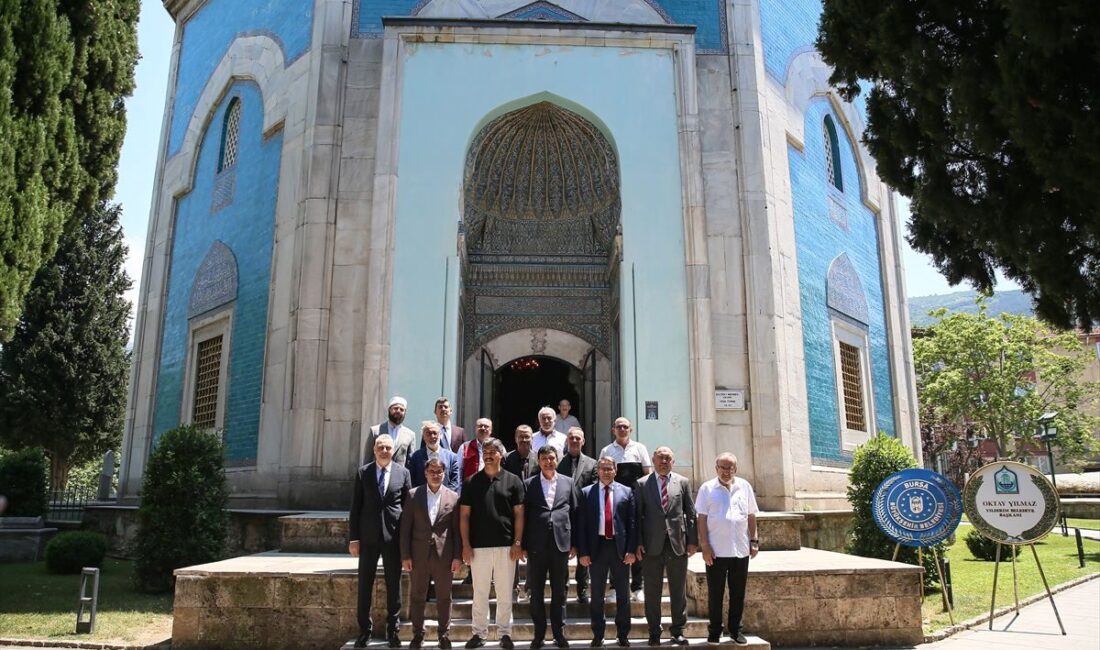Bursa'da Çelebi Mehmed anması resmi törenlerle gerçekleştirildi; tarihi ve kültürel