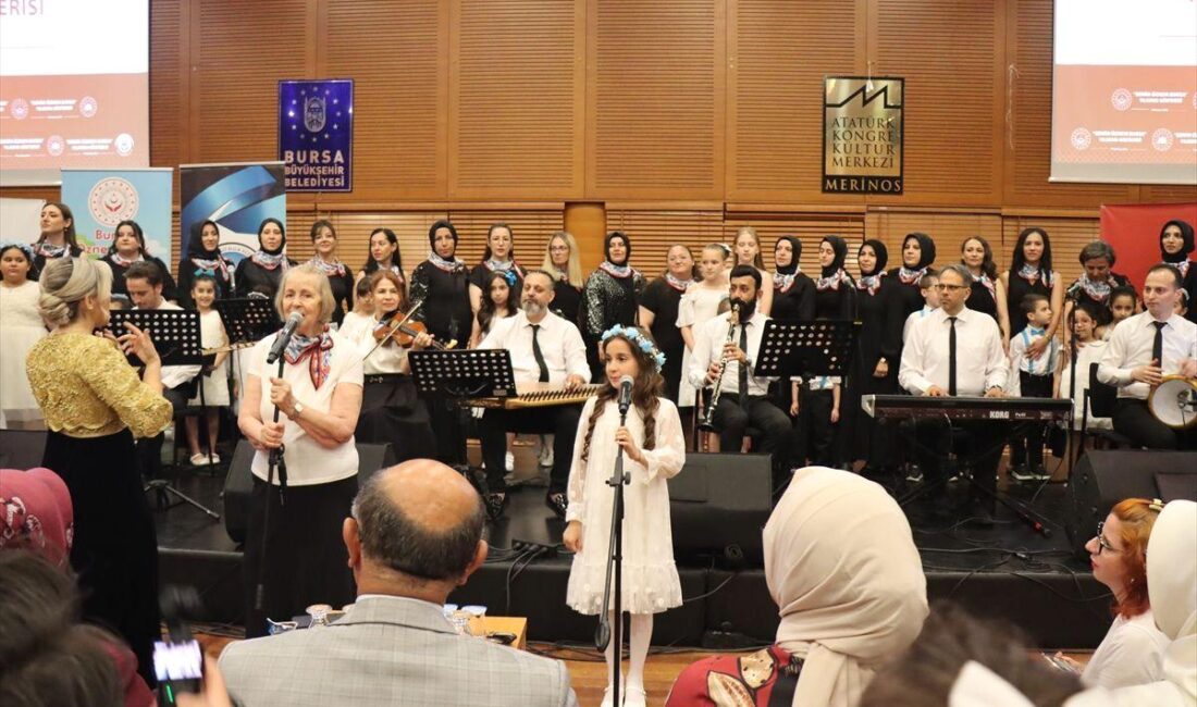 Bursa'da çocuk gösterisi büyük ilgiyle izlendi. Aileler ve çocuklar unutulmaz