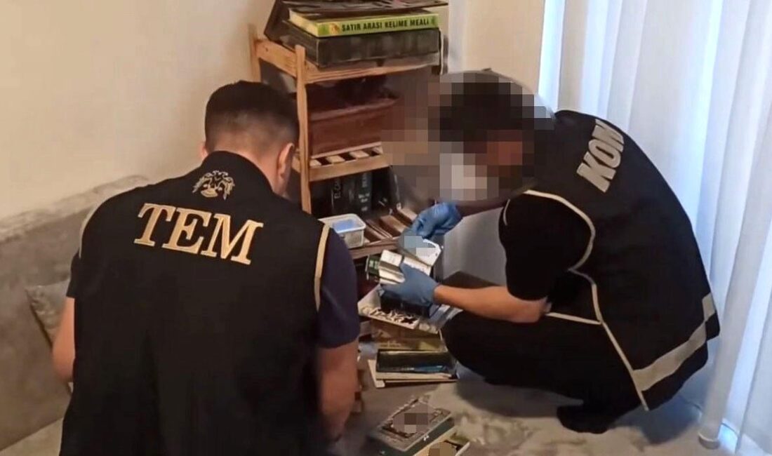 Bursa'da DEAŞ'a yönelik operasyonda 13 kişi gözaltına alındı. Güvenlik güçleri