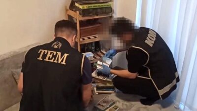 Bursa'da DEAŞ'a yönelik operasyonda 13 kişi gözaltına alındı. Güvenlik güçleri