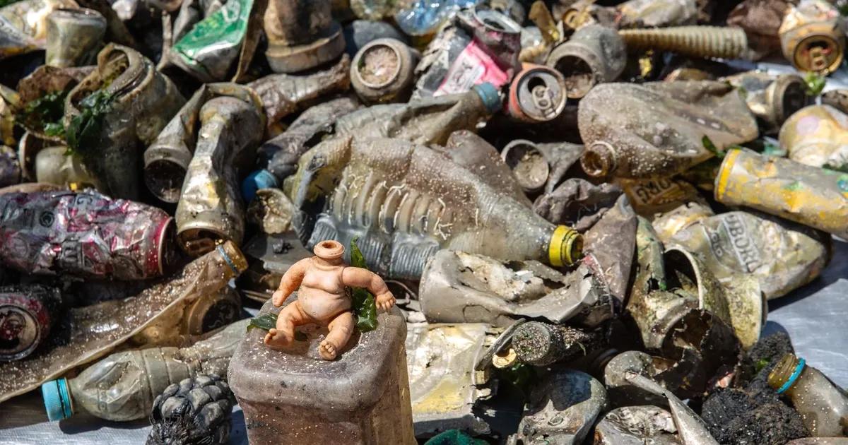 Bursa'da deniz temizliği ve çevre farkındalığını artırmaya yönelik etkinlikler ve