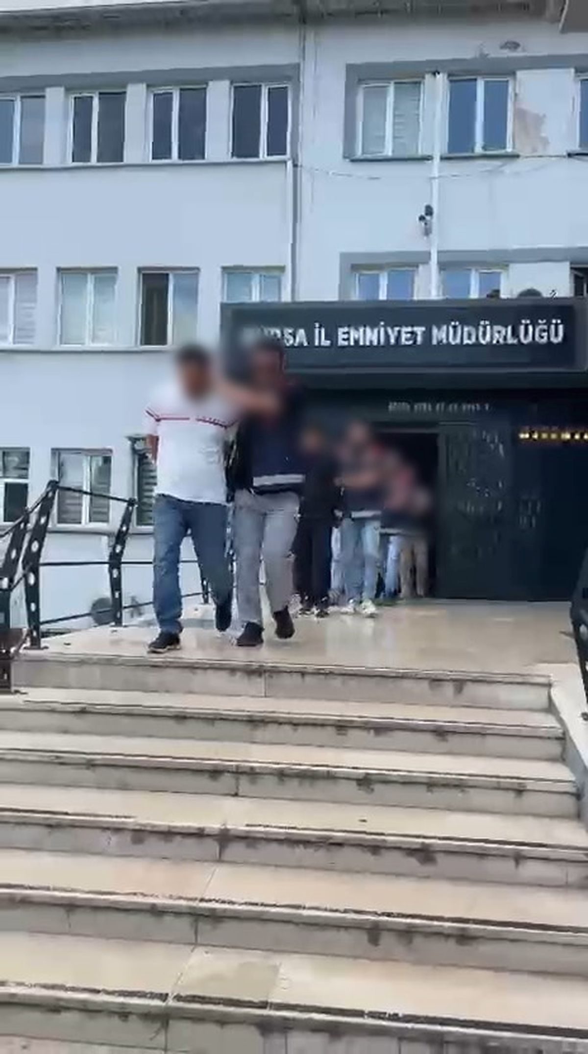 Bursa'da dolandırıcıların banka hesaplarını kabul ettiği vakalar ve korunma önlemleri