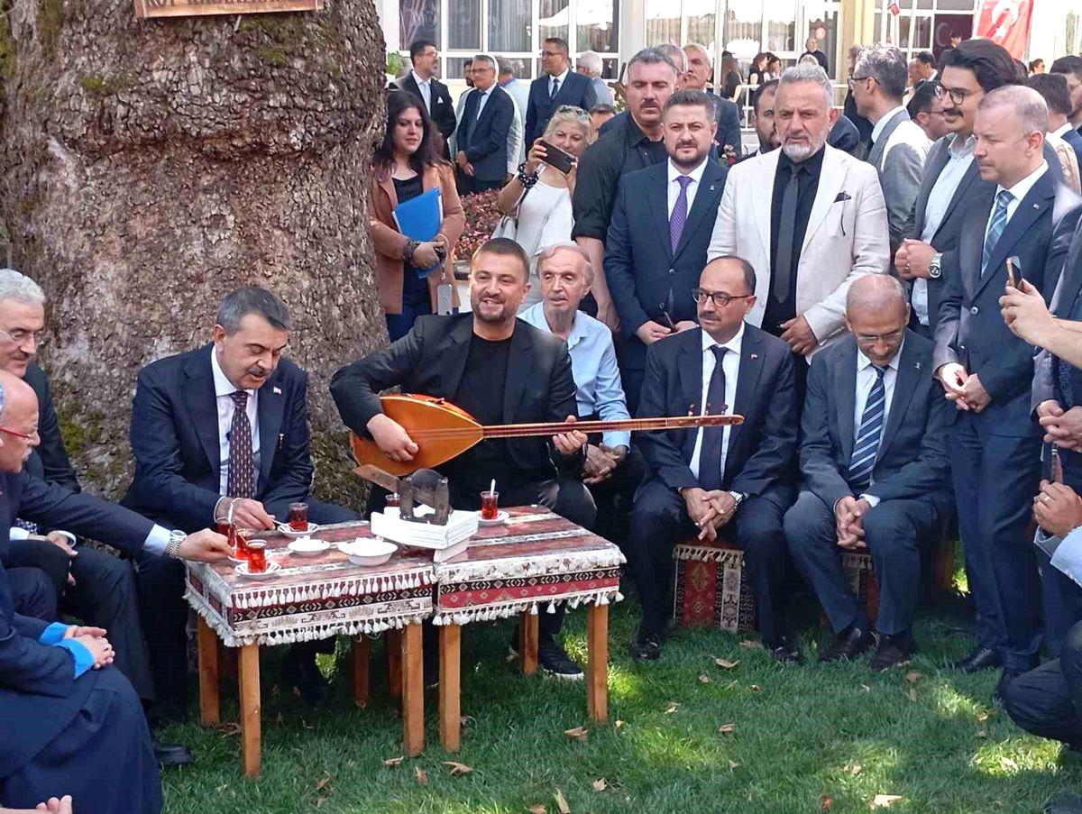 Bursa'da düzenlenen Eğitim ve Gastronomi Zirvesi ile sektör liderleriyle tanışın,