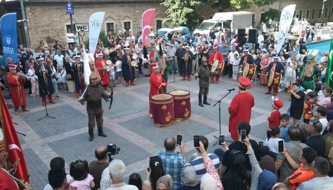 Bursa'da Fetih 700. Yıl kutlama törenleri, tarihi önemini yansıtan resmi