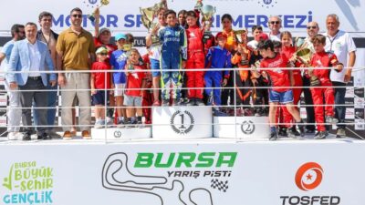 Bursa'da düzenlenen hız tutkulu spor yarışması, heyecan ve rekabet dolu