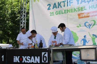 Bursa'da Huzurevi Kermesi Coşkusu