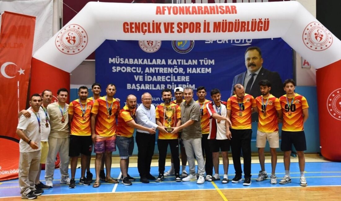 Bursa'da gerçekleşen İşitme Engelliler Voleybol Şampiyonası hakkında detaylı bilgiler, katılımcılar