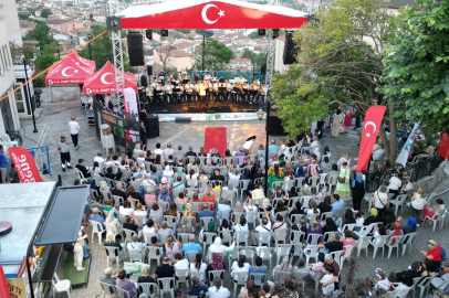 Bursa’da Kapanca Sokak Festivali Rüzgarı