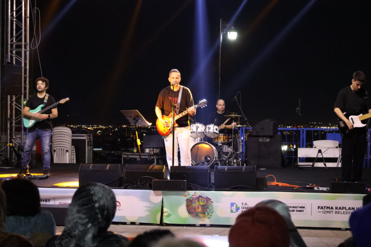 Bursa’da Kapanca Sokak Festivali Rüzgarı