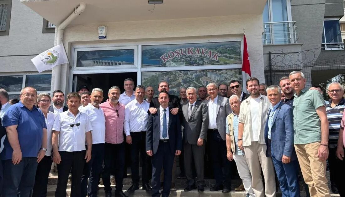Bursa’da Koşukavaklılar Bayramlaşma Töreniyle geleneksel kültür ve birlik beraberlik estirilmektedir.