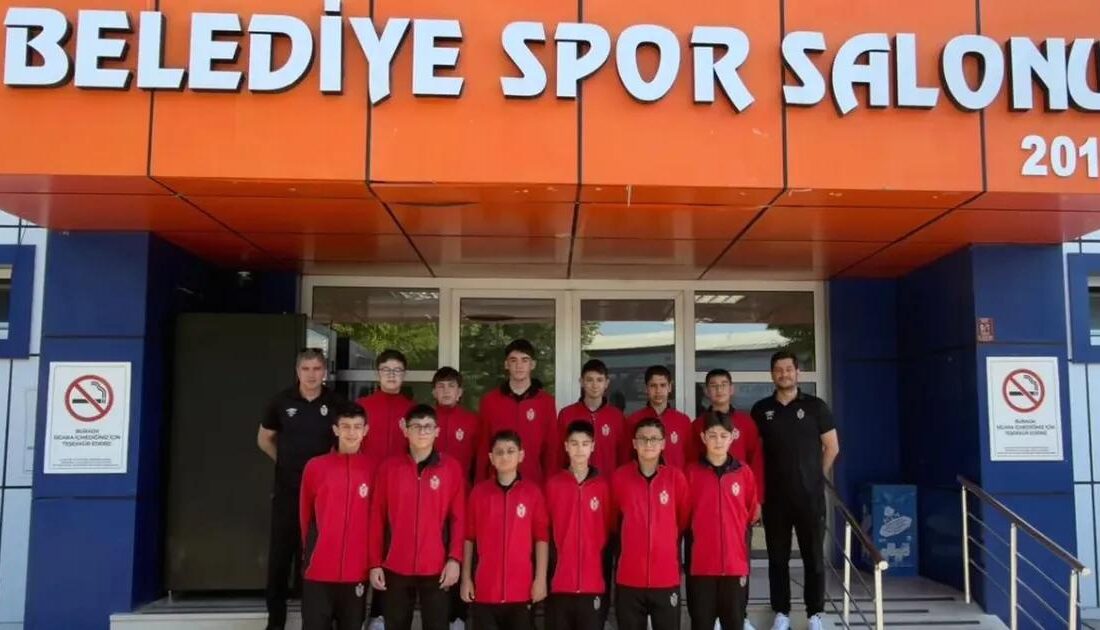 Bursa'da düzenlenen Midi Erkekler Türkiye Şampiyonası Kura Çekimi hakkında bilgiler,