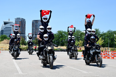 Bursa'da Motosikletli Polis Eğitimleri Tamamlandı