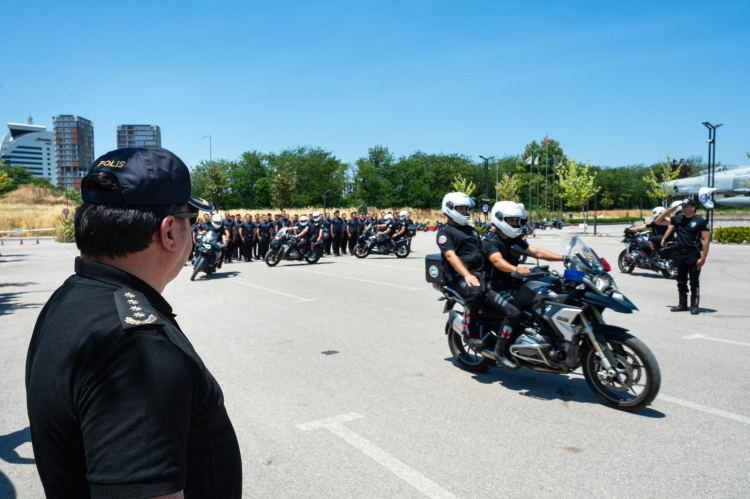 Bursa'da Motosikletli Polis Eğitimleri Tamamlandı
