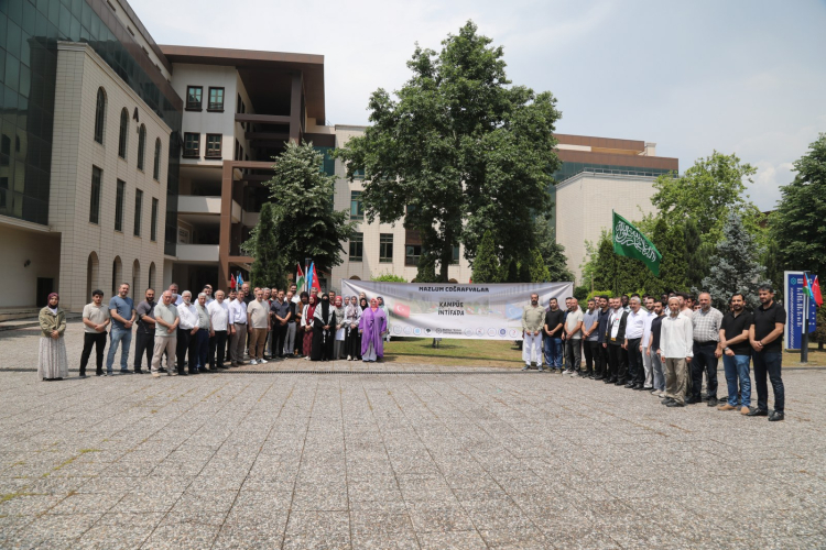 Bursa'da Öğrenci Nöbeti ve Protests Taskisi