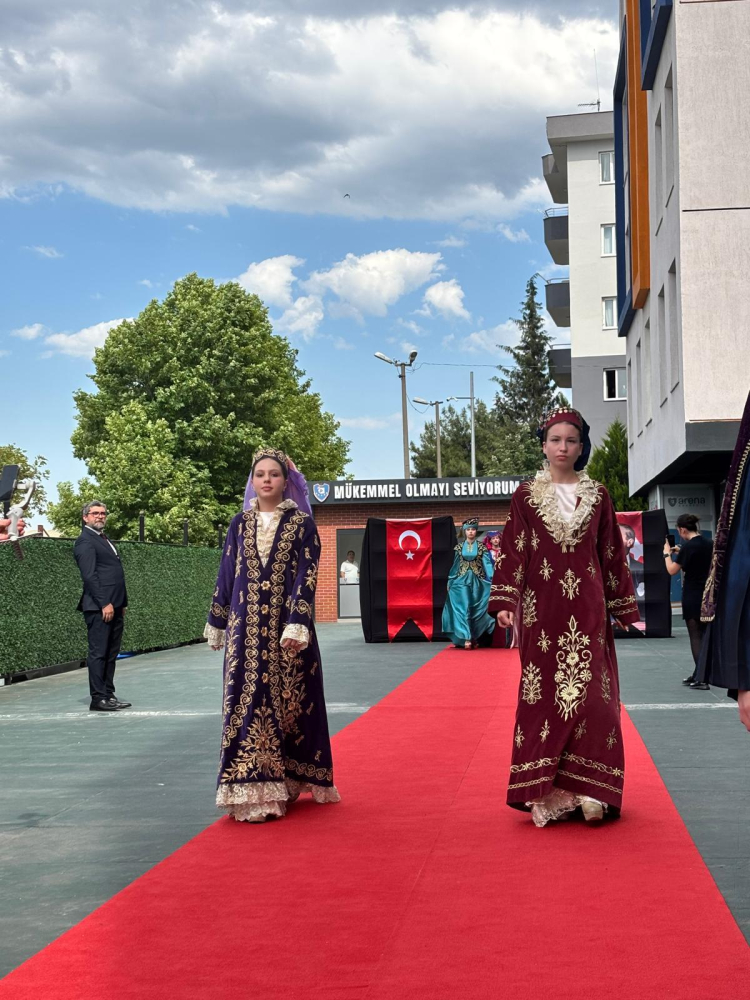 Bursa'da Osmanlı Padişahları Sergisi