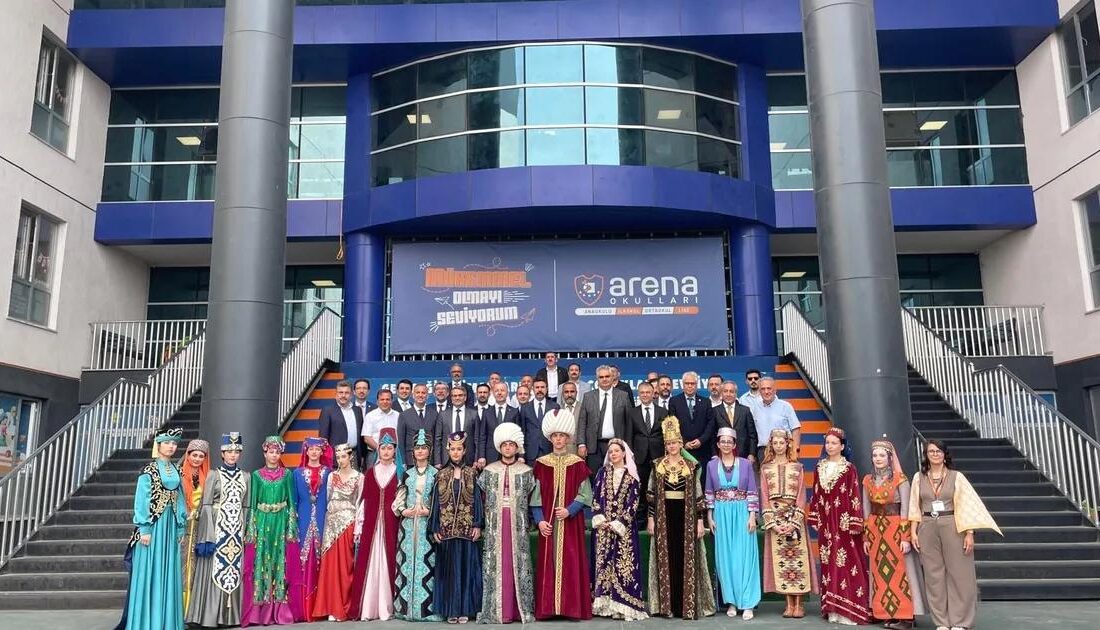 Bursa'da Osmanlı Padişahları Sergisi ile Osmanlı'nın görkemli tarihine tanıklık edin.